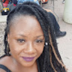 Meet your Posher, Tee